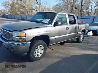 2006 GMC Sierra 1500 SLT with VIN 2GTEK13Z761346124, listed as a IAAI auction lot 41992231 with 265,402 mi miles and . Bid and sale history available at carsss.com. Image 2.