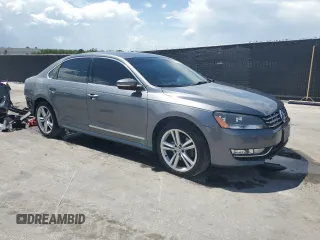2015 Volkswagen Passat SEL Premium with VIN 1VWCV7A36FC007670, listed as a Copart auction lot 60208065 with 143,703 mi miles and Salvage title. Bid and sale history available at DreamBid. Image 4.