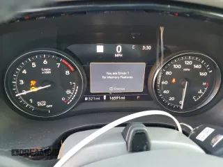 2024 Cadillac XT6 FWD Premium Luxury with VIN 1GYKPCRS6RZ708900, listed as a Copart auction lot 83399314 with 16,591 mi miles and Salvage Title. Bid and sale history available at carsss.com. Image 9.