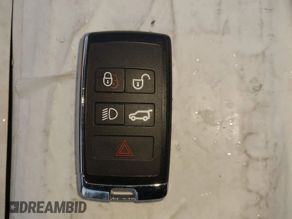 2022 Land Rover Defender X-Dynamic HSE z VIN SALE37RUXN2092086, wystawiony jako IAAI lot #41152865 z przebiegiem 17 756 mil mil oraz . Historia ofert i sprzedaży dostępna na DreamBid. Obrazek 11.