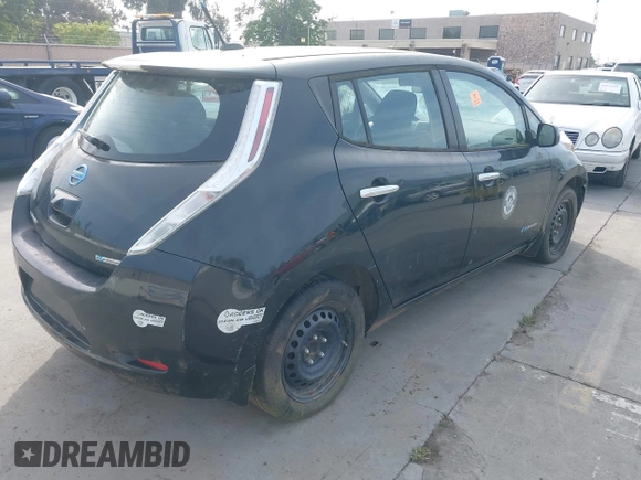 2014 Nissan LEAF SL z VIN 1N4AZ0CP8EC334260, wystawiony jako IAAI lot #42290440 z przebiegiem 53 164 mil mil oraz . Historia ofert i sprzedaży dostępna na DreamBid. Obrazek 4.