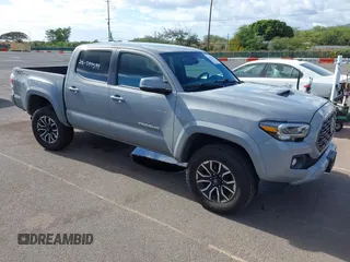 2020 Toyota Tacoma SR5 with VIN 3TMAZ5CNXLM136958, listed as a IAAI auction lot 41950327 with 86,017 mi miles and . Bid and sale history available at DreamBid. Image 1.