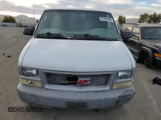 2001 GMC Safari Cargo with VIN 1GTDM19W71B510158, listed as a Copart auction lot 87296804 with 214,236 mi miles and Salvage Title. Bid and sale history available at carsss.com. Image 5.