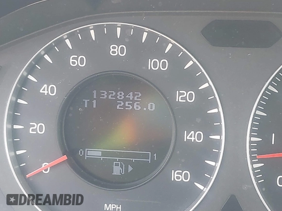 2008 Volvo XC70 with VIN YV4BZ982X81014600, listed as a IAAI auction lot 41905997 with 132,842 mi miles and . Bid and sale history available at DreamBid. Image 7.