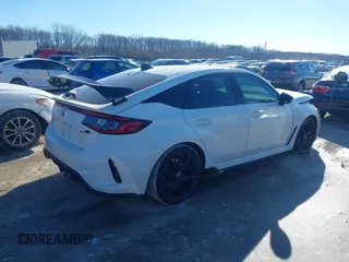 2023 Honda Civic Type R z VIN JHMFL5G48PX001422, wystawiony jako IAAI lot #41064411 z przebiegiem 20 895 mil mil oraz . Historia ofert i sprzedaży dostępna na DreamBid. Obrazek 4.