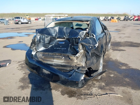 2008 Ford Focus SE with VIN 1FAHP33NX8W173837, listed as a IAAI auction lot 41436681 with 1 mi miles. Bid and sale history available at carsss.com. Image 6.