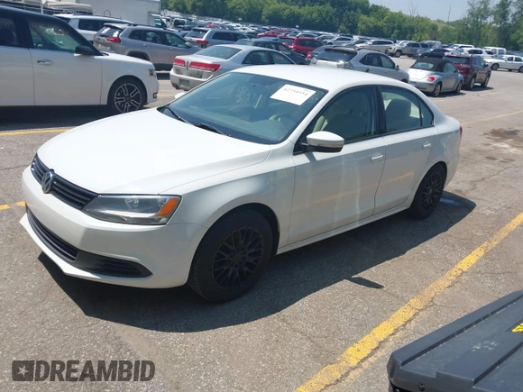 2014 Volkswagen Jetta SE with VIN 3VWD07AJ8EM296243, listed as a IAAI auction lot 42754554 with 149,717 mi miles and . Bid and sale history available at DreamBid. Image 2.