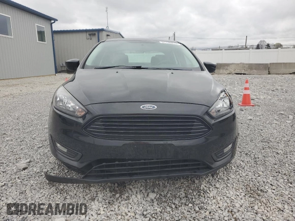 2018 Ford Focus SE with VIN 1FADP3FE0JL318465, listed as a Copart auction lot 51136615 with 82,191 mi miles and Salvage Title. Bid and sale history available at carsss.com. Image 5.