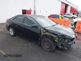 2017 Toyota Camry XLE with VIN 4T1BF1FK4HU268832, listed as a IAAI auction lot 41935869 with 169,584 mi miles. Bid and sale history available at carsss.com. Image 1.