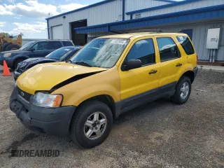 2003 Ford Escape XLS Popular with VIN 1FMYU92193KA49798, listed as a Copart auction lot 59922804 with 187,032 mi miles and Non Repairable. Bid and sale history available at carsss.com. Image 1.