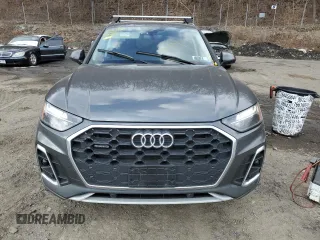 2024 Audi Q5 S line Premium with VIN WA1GAAFY5R2023624, listed as a Copart auction lot 42004095 with 24,041 mi miles and Salvage Title. Bid and sale history available at carsss.com. Image 5.