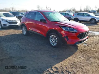 2022 Ford Escape SE with VIN 1FMCU0G69NUC00351, listed as a IAAI auction lot 41318038 with 40,905 mi miles. Bid and sale history available at carsss.com. Image 1.