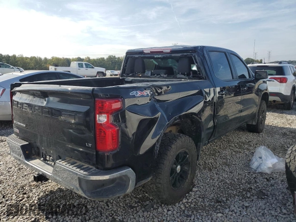 2023 Chevrolet Silverado 1500 LT with VIN 2GCUDDED0P1154019, listed as a Copart auction lot 78635774 with 28,419 mi miles and Salvage Title. Bid and sale history available at carsss.com. Image 3.