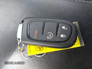 2021 Jeep Cherokee Altitude z VIN 1C4PJMLB2MD217547, wystawiony jako IAAI lot #42256241 z przebiegiem 68 479 mil mil oraz . Historia ofert i sprzedaży dostępna na DreamBid. Obrazek 11.