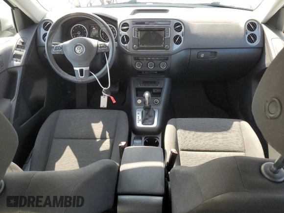 2018 Volkswagen Tiguan with VIN WVGBV7AX8JK001137, listed as a Copart auction lot 48380965 with 61,131 mi miles and Non Repairable. Bid and sale history available at DreamBid. Image 8.