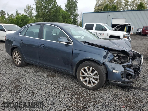 2010 Volkswagen Jetta Limited Edition with VIN 3VWRX7AJ9AM028541, listed as a Copart auction lot 57479605 with 109,698 mi miles and Salvage title. Bid and sale history available at DreamBid. Image 4.