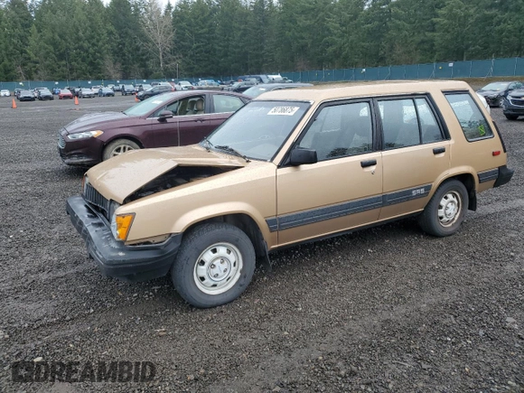 1985 Toyota Tercel z VIN JT2AL35W3F0174785, wystawiony jako Copart lot #50786875 z przebiegiem 499 739 mil mil oraz Szkoda całkowita • Salvage title. Historia ofert i sprzedaży dostępna na DreamBid. Obrazek 1.