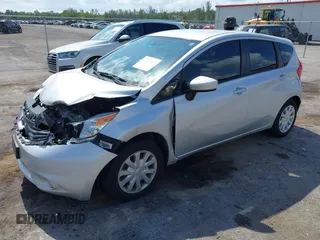 2016 Nissan Note S z VIN 3N1CE2CP9GL360788, wystawiony jako IAAI lot #42230194 z przebiegiem 56 999 mil mil oraz . Historia ofert i sprzedaży dostępna na DreamBid. Obrazek 2.