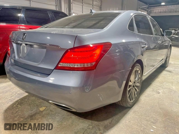 2014 Hyundai Equus Signature z VIN KMHGH4JH1EU084232, wystawiony jako Copart lot #57126355 z przebiegiem 146 902 mil mil oraz Szkody całkowita. Historia ofert i sprzedaży dostępna na DreamBid. Obrazek 4.