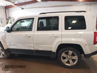 2016 Jeep Patriot High Altitude с VIN 1C4NJRFB4GD658942, выставлен на аукционе IAAI как лот 42306838 с пробегом 111 792 миль миль и . История ставок и продаж доступна на DreamBid. Изображение 20.