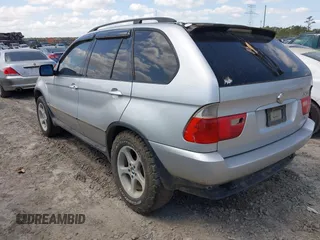 2003 BMW X5 3.0i with VIN 5UXFA535X3LV74456, listed as a IAAI auction lot 42064694 with 238,077 mi miles. Bid and sale history available at carsss.com. Image 3.