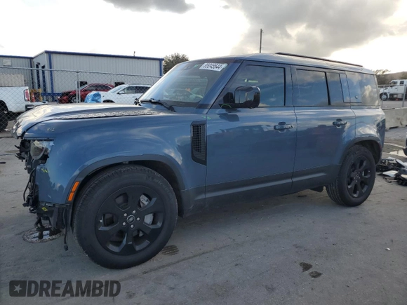 2020 Land Rover Defender SE z VIN SALEPEEU6L2025416, wystawiony jako Copart lot #85045544 z przebiegiem 36 906 mil mil oraz Szkoda całkowita • Salvage title. Historia ofert i sprzedaży dostępna na DreamBid. Obrazek 1.