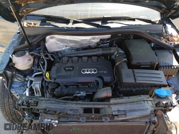2018 Audi Q3 Premium Plus with VIN WA1JCCFSXJR011259, listed as a Copart auction lot 46882823 with 66,730 mi miles. Bid and sale history available at carsss.com. Image 12.