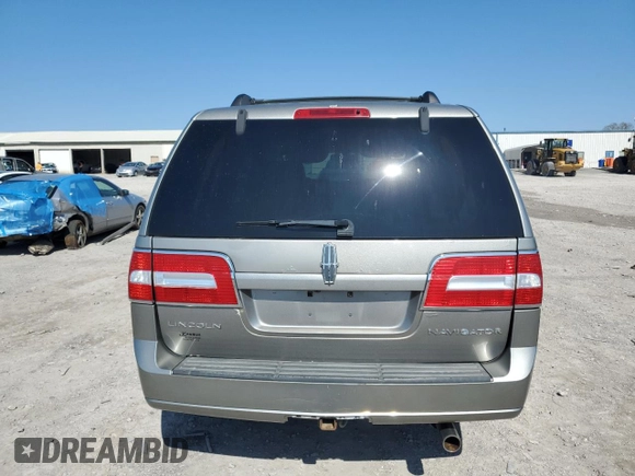 2008 Lincoln Navigator with VIN 5LMFU28598LJ04841, listed as a Copart auction lot 50329485 with 232,481 mi miles and Clean title. Bid and sale history available at DreamBid. Image 6.