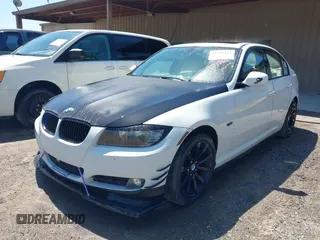 2011 BMW 3 Series 328i with VIN WBAPH7G51BNM55914, listed as a IAAI auction lot 41948442 with 130,732 mi miles. Bid and sale history available at carsss.com. Image 2.