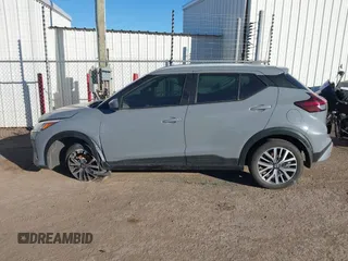 2021 Nissan Kicks SV with VIN 3N1CP5CV5ML508201, listed as a IAAI auction lot 41724301 with 37,522 mi miles. Bid and sale history available at carsss.com. Image 14.