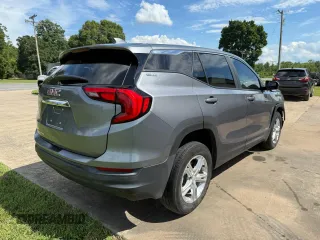 2021 GMC Terrain SLE with VIN 3GKALMEV1ML322327, listed as a Copart auction lot 63693905 with 89,206 mi miles and Clean title. Bid and sale history available at DreamBid. Image 4.