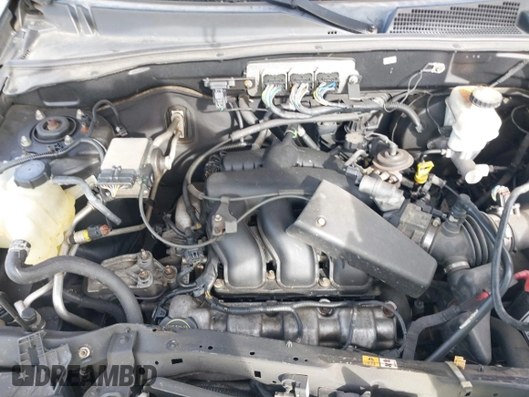 2008 Ford Escape Limited with VIN 1FMCU94108KA71185, listed as a IAAI auction lot 41737102 with 224,666 mi miles. Bid and sale history available at carsss.com. Image 10.