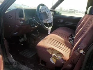 1995 Chevrolet Silverado 1500 with VIN 1GCEK14K4SZ155540, listed as a Copart auction lot 54104715 with 132,177 mi miles and Salvage Title. Bid and sale history available at DreamBid. Image 7.