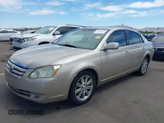 2005 Toyota Avalon XL with VIN 4T1BK36B65U002604, listed as a IAAI auction lot 42085542 with 199,151 mi miles and . Bid and sale history available at DreamBid. Image 2.