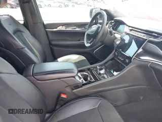 2022 Jeep Grand Cherokee Trailhawk with VIN 1C4RJYC68N8759961, listed as a IAAI auction lot 42589997 with 28,429 mi miles and . Bid and sale history available at DreamBid. Image 5.