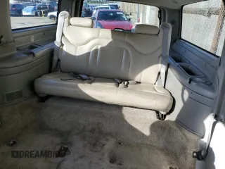 2002 GMC Yukon XL SLT with VIN 1GKEC16T92J256353, listed as a Copart auction lot 45550555 with 210,554 mi miles and Salvage Title. Bid and sale history available at carsss.com. Image 10.