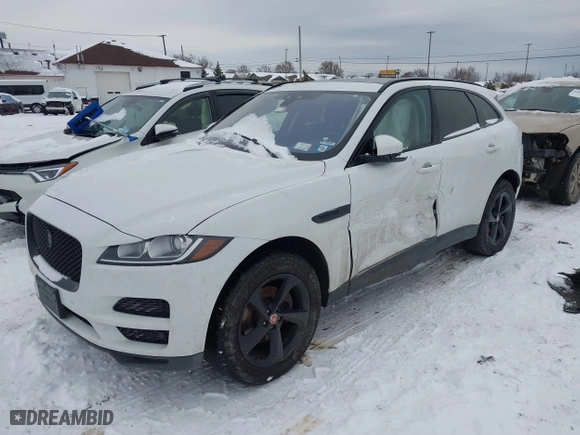 2019 Jaguar F-PACE 25t Premium with VIN SADCJ2FX2KA609389, listed as a IAAI auction lot 41001997 with 85,625 mi miles. Bid and sale history available at carsss.com. Image 16.