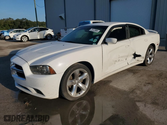 2013 Dodge Charger SXT with VIN 2C3CDXHG4DH709127, listed as a Copart auction lot 73497904 with 61,866 mi miles and Salvage Title. Bid and sale history available at carsss.com. Image 1.