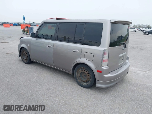 2005 Scion xB z VIN JTLKT324950174470, wystawiony jako IAAI lot #39098296 z przebiegiem 212 252 mil mil oraz . Historia ofert i sprzedaży dostępna na DreamBid. Obrazek 3.