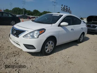 2016 Nissan Versa S with VIN 3N1CN7AP0GL853825, listed as a Copart auction lot 62420265 with 146,423 mi miles and Clean title. Bid and sale history available at DreamBid. Image 1.