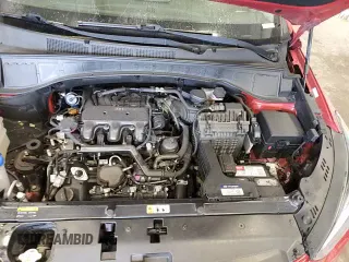 2018 Hyundai Santa Fe SE with VIN KM8SMDHFXJU268928, listed as a Copart auction lot 81796975 with 84,614 mi miles and Non repairable. Bid and sale history available at DreamBid. Image 14.