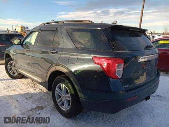 2022 Ford Explorer XLT with VIN 1FMSK8DH7NGA77833, listed as a Copart auction lot 47243225 with 15,512 mi miles and Salvage Title. Bid and sale history available at carsss.com. Image 2.
