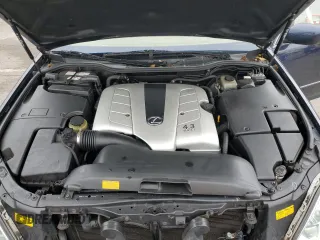 2005 Lexus LS 430 z VIN JTHBN36F255003577, wystawiony jako Copart lot #61298935 z przebiegiem 106 790 mil mil oraz Czysty tytuł • Clean title. Historia ofert i sprzedaży dostępna na DreamBid. Obrazek 11.