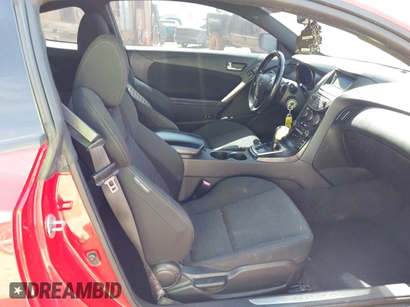 2013 Hyundai Genesis Coupe R-Spec z VIN KMHHT6KD5DU097915, wystawiony jako IAAI lot #41813059 z przebiegiem 150 393 mil mil oraz . Historia ofert i sprzedaży dostępna na DreamBid. Obrazek 5.