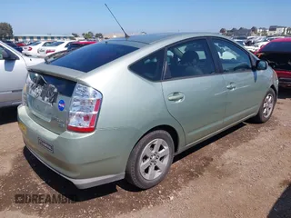 2008 Toyota Prius with VIN JTDKB20UX87740479, listed as a IAAI auction lot 42228331 with 186,095 mi miles and . Bid and sale history available at DreamBid. Image 4.