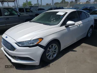 2020 Ford Fusion SE with VIN 3FA6P0LU9LR227928, listed as a IAAI auction lot 42445186 with 59,431 mi miles and . Bid and sale history available at DreamBid. Image 17.