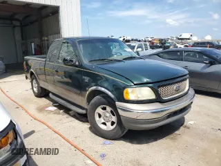 2002 Ford F-150 XL z VIN 1FTRX17W52NB81525, wystawiony jako Copart lot #57981075 z przebiegiem 236 673 mil mil oraz Szkoda całkowita • Salvage title. Historia ofert i sprzedaży dostępna na DreamBid. Obrazek 4.
