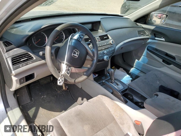 2011 Honda Accord LX z VIN 1HGCP2F37BA147663, wystawiony jako Copart lot #85851174 z przebiegiem Nie podano mil oraz Szkoda całkowita • Salvage title. Historia ofert i sprzedaży dostępna na DreamBid. Obrazek 8.