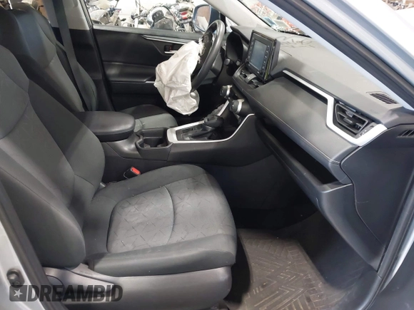 2021 Toyota RAV4 XLE with VIN 2T3P1RFV5MC180890, listed as a IAAI auction lot 42567858 with 56,961 mi miles and . Bid and sale history available at DreamBid. Image 5.