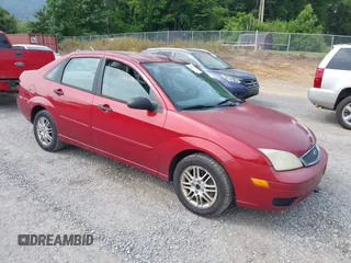 2005 Ford Focus S with VIN 1FAFP34N35W277846, listed as a IAAI auction lot 42423090 with 338,234 mi miles and . Bid and sale history available at DreamBid. Image 1.